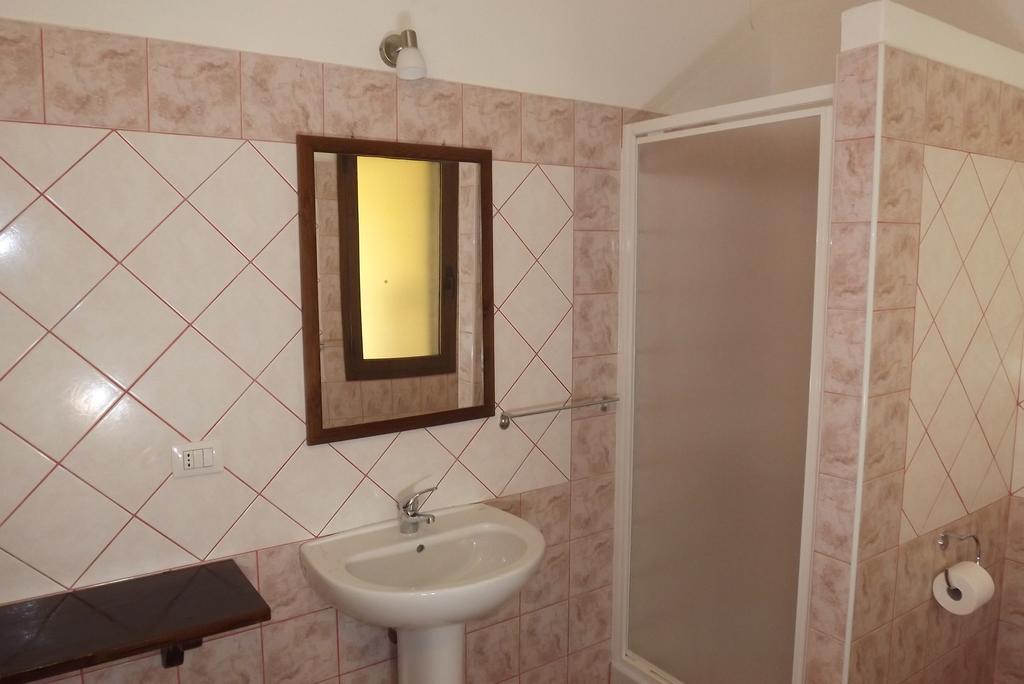 Yellon House Apartment Santa Maria Navarrese Luaran gambar